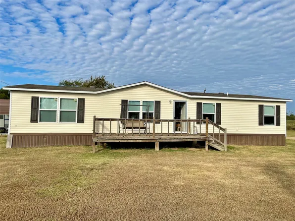 151 County Road 3567, Dike, TX 75437