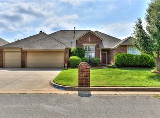 11700 Blueridge Ct, Oklahoma City, OK 73162