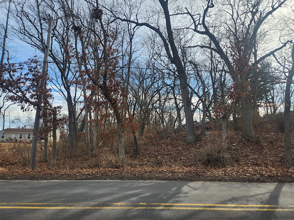 2nd image of 5857 Evergreen Ave
