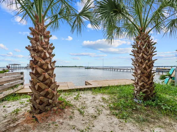 922 Pitts Ave, Panama City, FL 32404