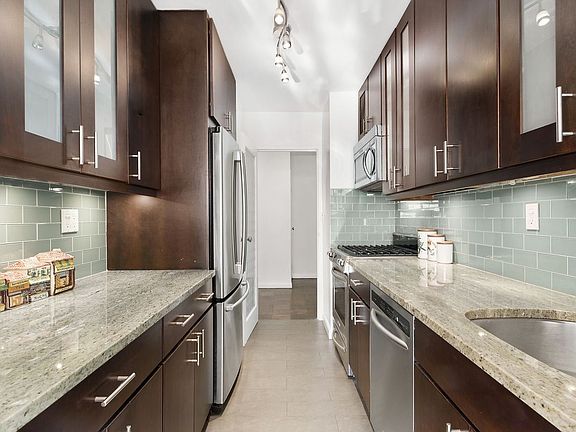 3rd image of 180 W End Ave APT 10L