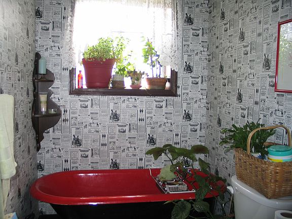 claw foot tub br downstairs