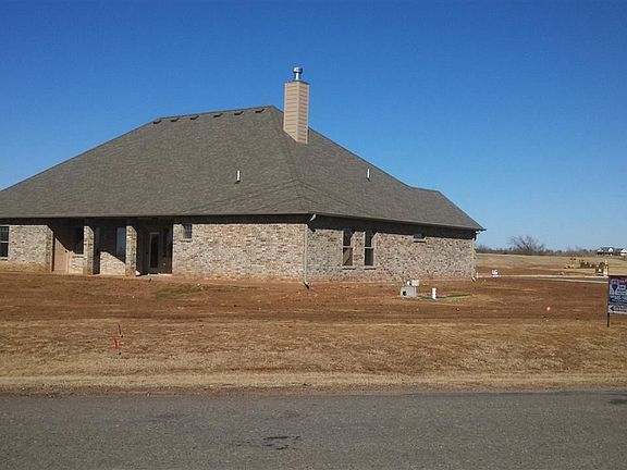 5th image of 1400 NE 61st St