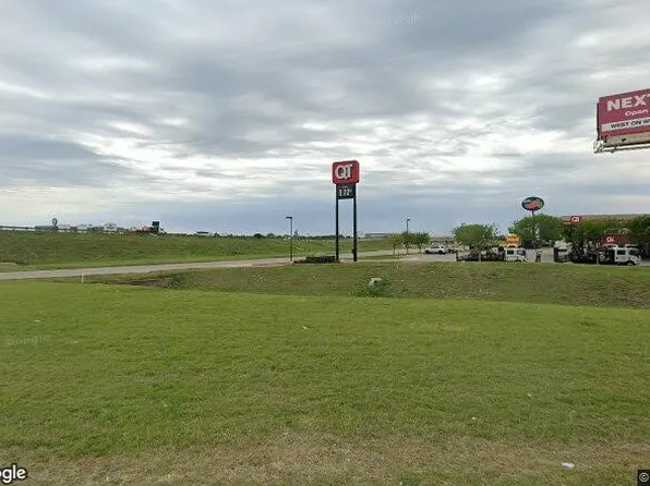 9201 Clifford St, Fort Worth, TX 76108