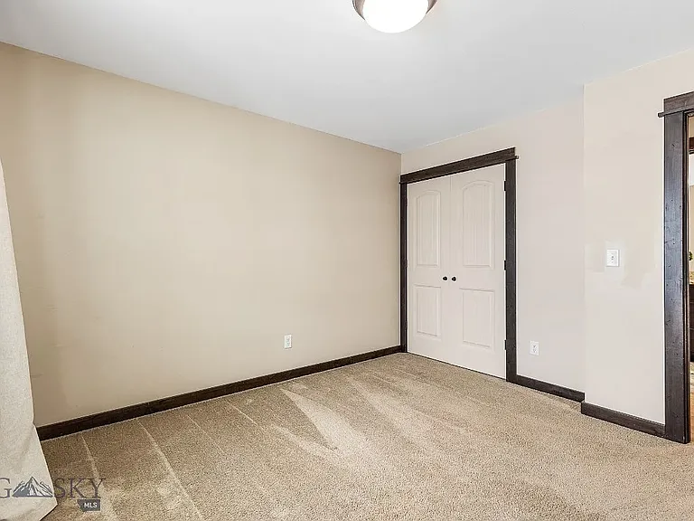 1611 Drummond Blvd — Photo 12