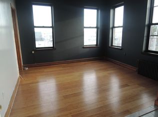 4223 35th Ave, Astoria, NY 11101
