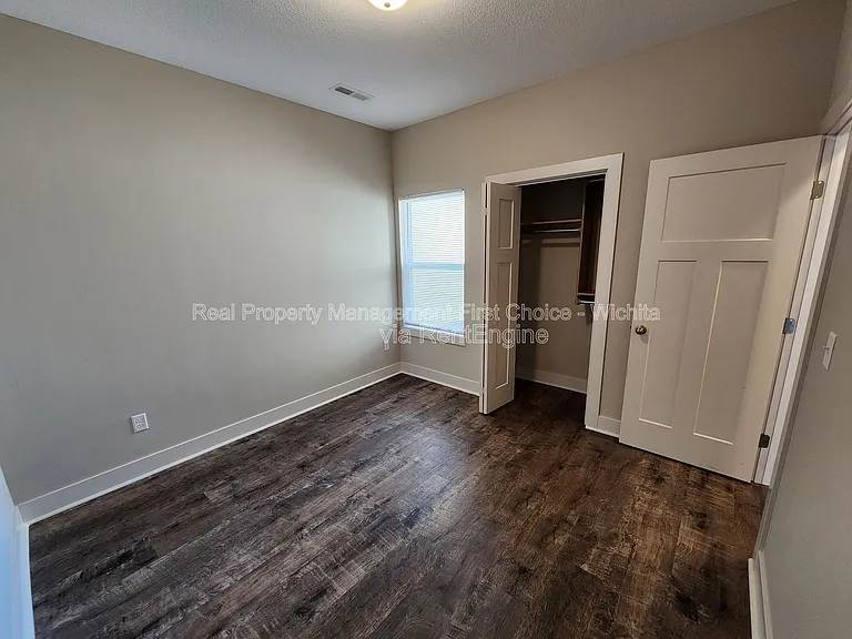 8164 E 34th Ct S — Photo 11