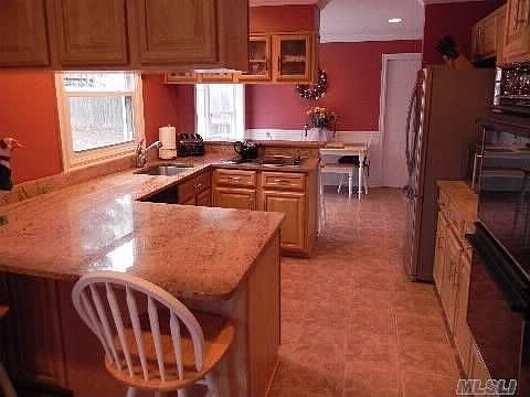 3rd image of 24 Spencer Ln