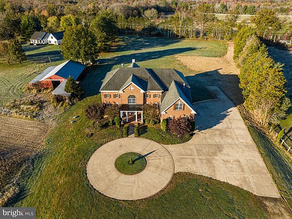 4th image of 14980 Deepwood Ln