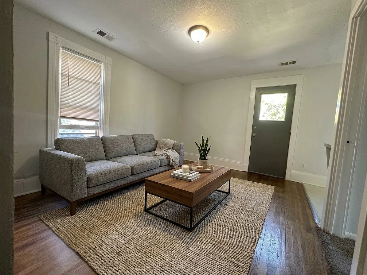 1 bed, 825 sqft, $1,035 — Photo 1