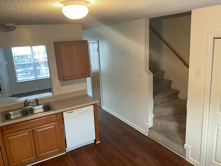 980 W Pueblo Dr — Photo 5
