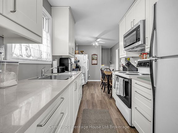 5th image of 33 Inverness St