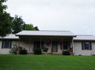492 Rivendell Rd, Ashland, KY 41102
