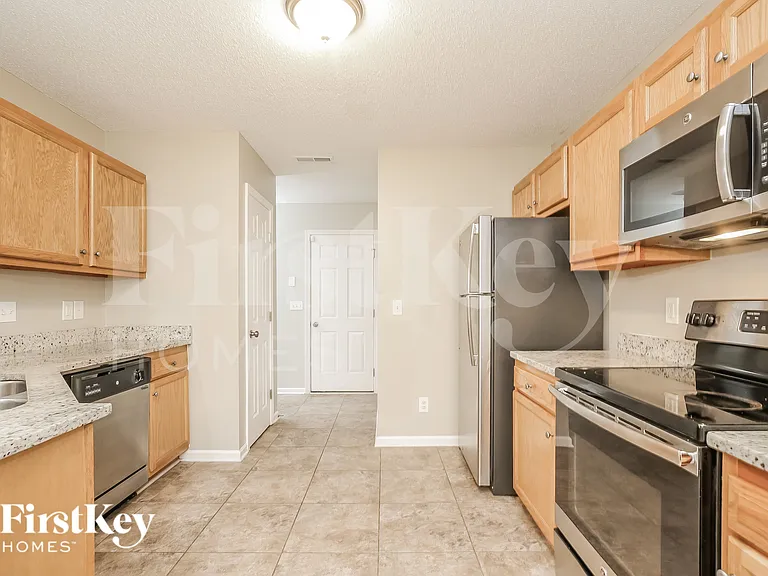 4708 Mallard Creek Dr — Photo 6