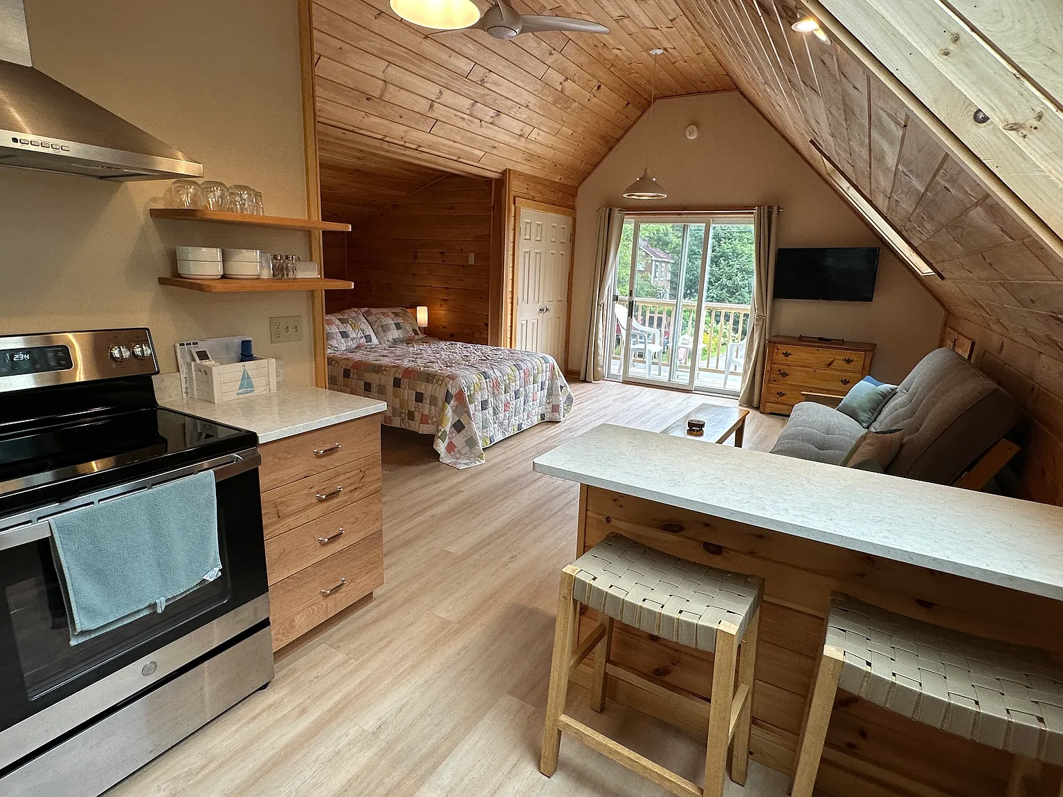 Studio, 520 sqft, $1,800 — Photo 1