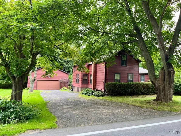 371 County Route 89, Oswego, NY 13126