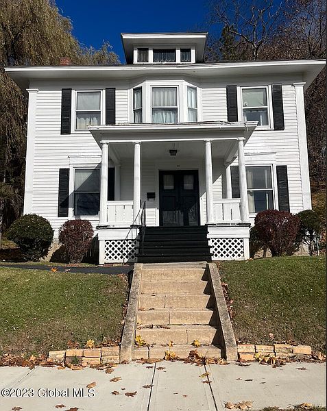 2nd image of 25 Phillips Street