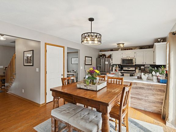 5th image of 1305 9th Avenue Pl SE