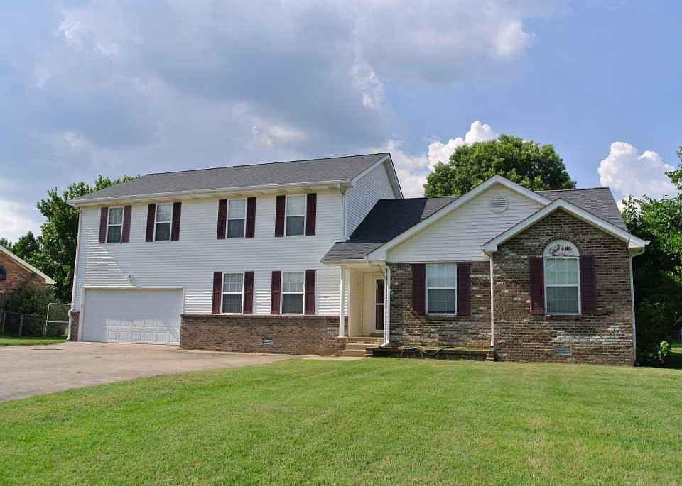 1st image of 721 Gardendale Ln