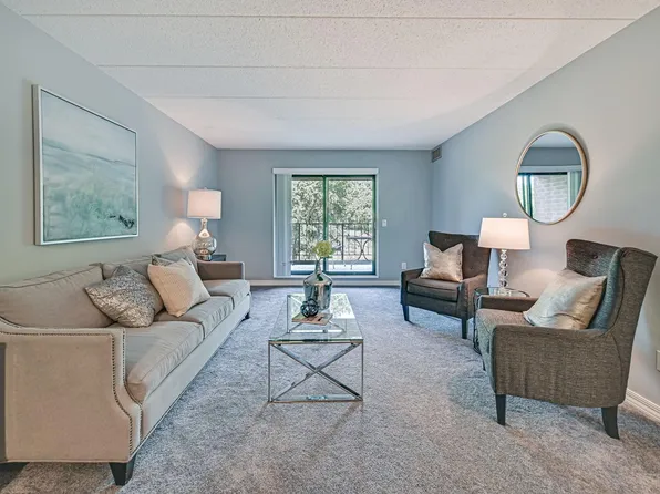 3300 Louisiana Ave S APT 226, Saint Louis Park, MN 55426