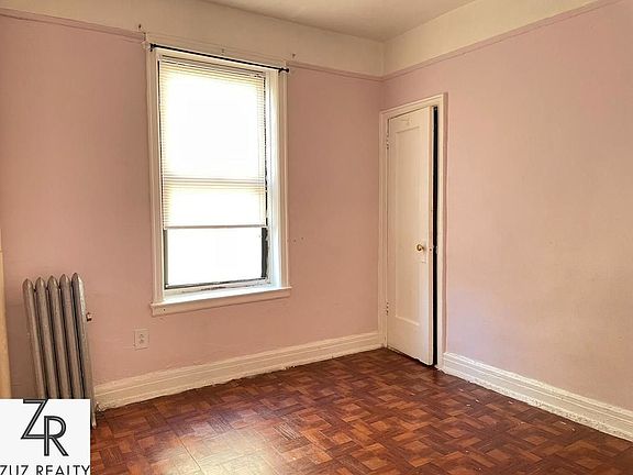 3rd image of 3918 18th Ave #4G
