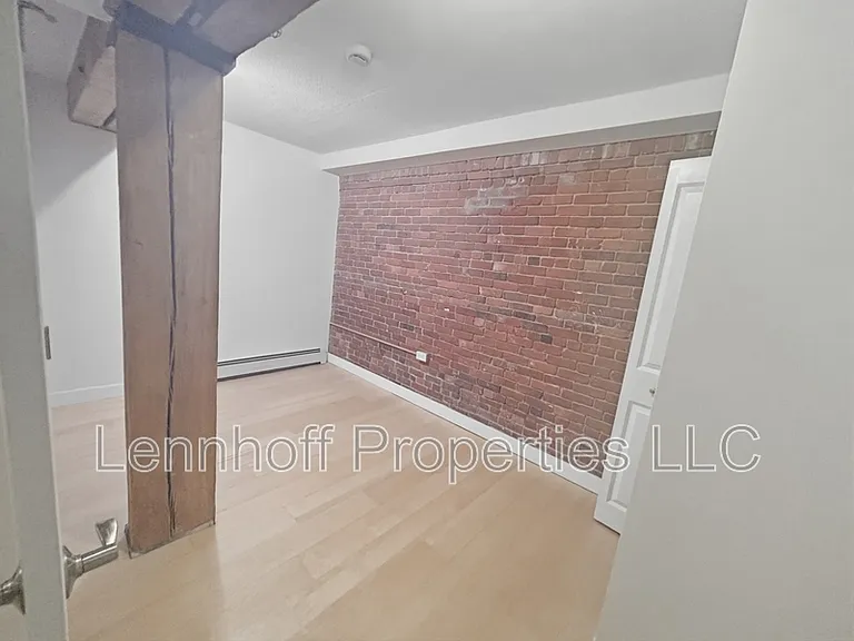 240 Jackson St #309 — Photo 11