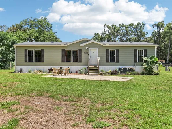 3878 SE 145th St, Summerfield, FL 34491
