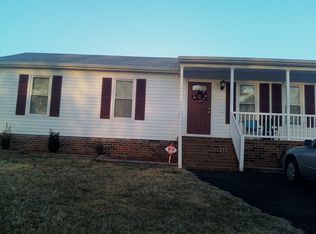 4613 Bridgewood Rd, Midlothian, VA 23112