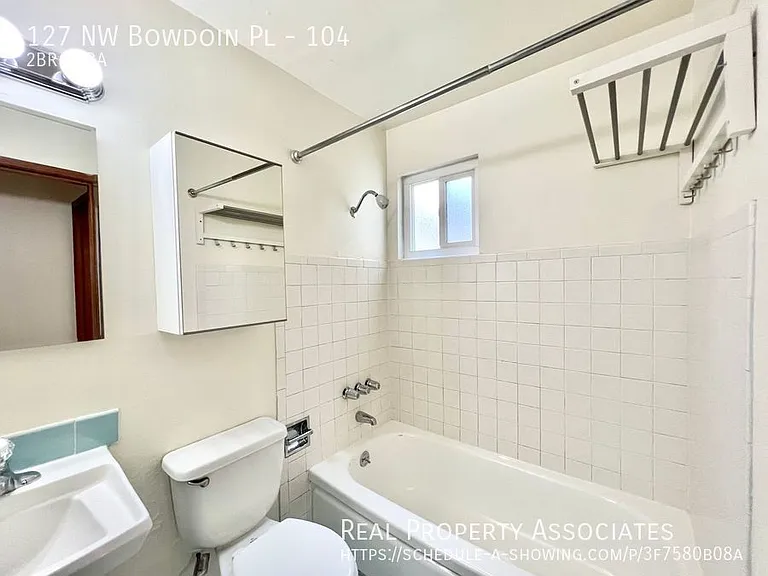 127 NW Bowdoin Pl #104 — Photo 12
