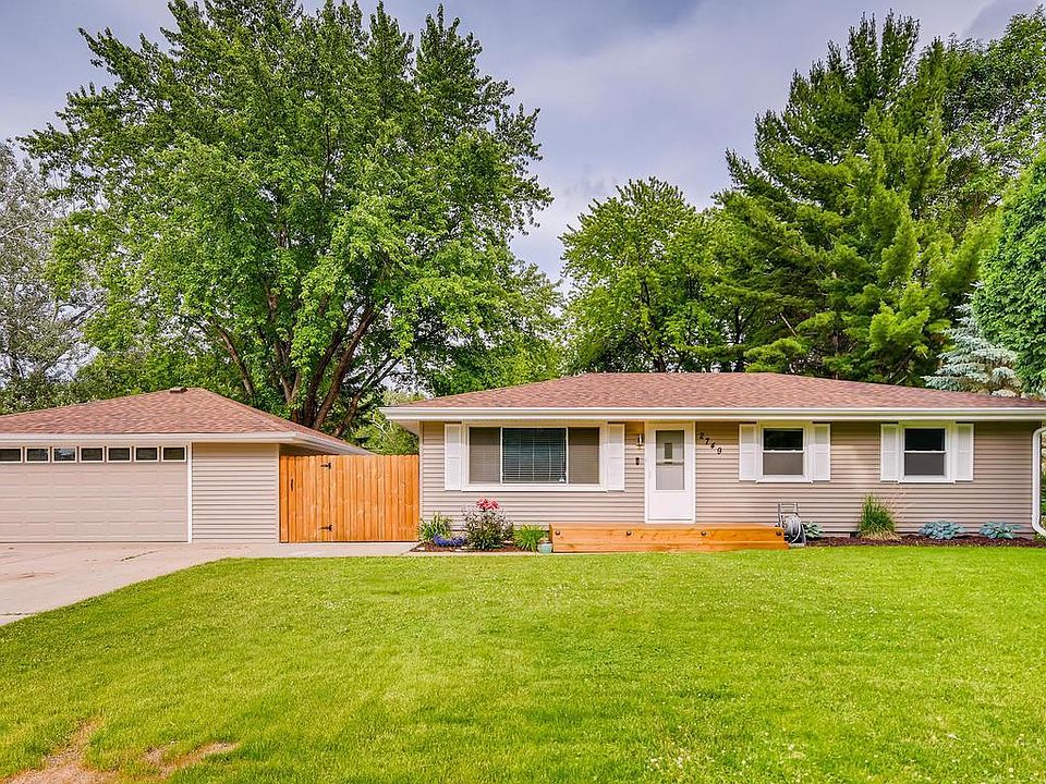 1st image of 2749 Sunset Ln