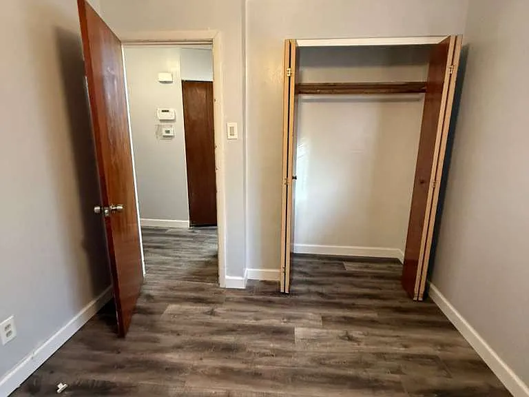 3239 W Milton Ave — Photo 4