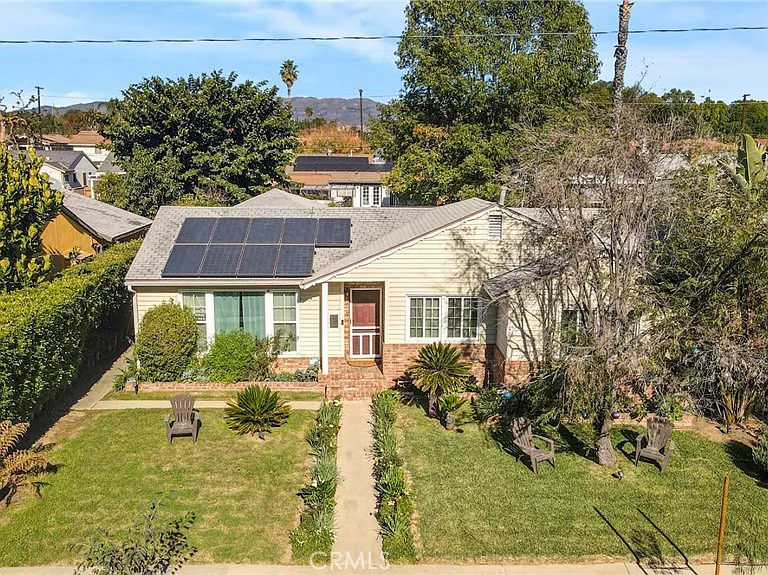 19835 Covello St — Photo 27