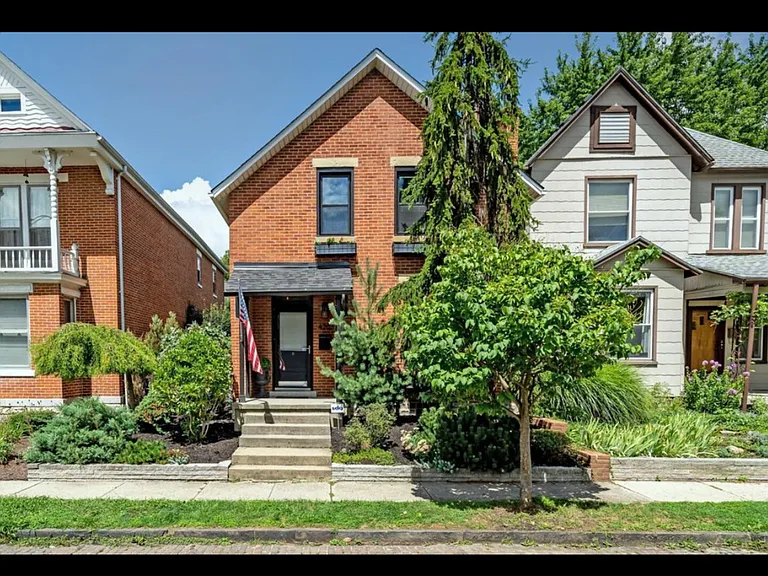 Stanley Ave — Photo 18