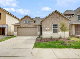 2204 Crooked Bow Dr, Mesquite, TX 75149
