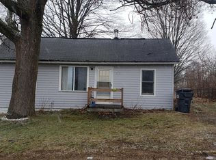 523 Durkee St, Lawton, MI 49065