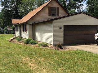 5320 Wellesley Ave, North Olmsted, OH 44070