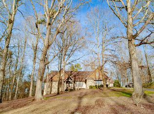 712 Meadow Run Ct, Clarkesville, GA 30523
