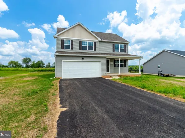 322 Valley View Cir #138, York, PA 17408