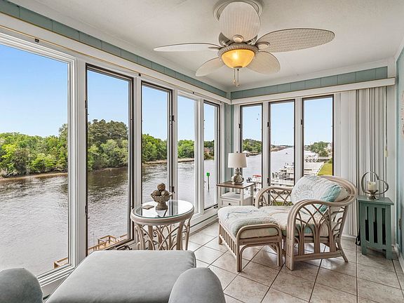 4th image of 214 Landing Rd. #I