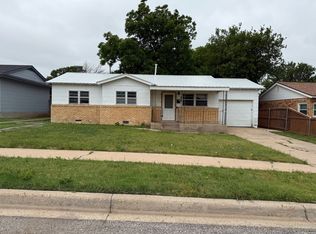821 N Dwight St, Pampa, TX 79065