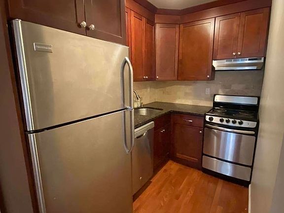 2nd image of 188 W 9th St #B