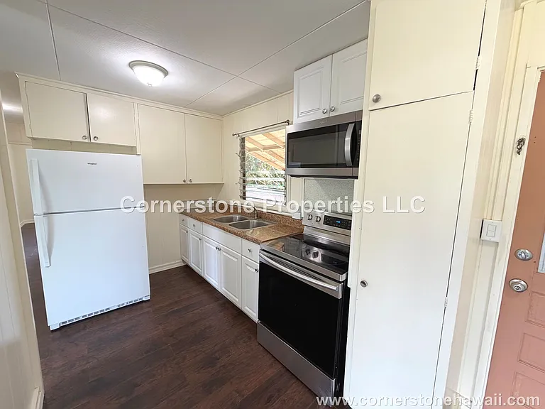 528 Oneawa St — Photo 5