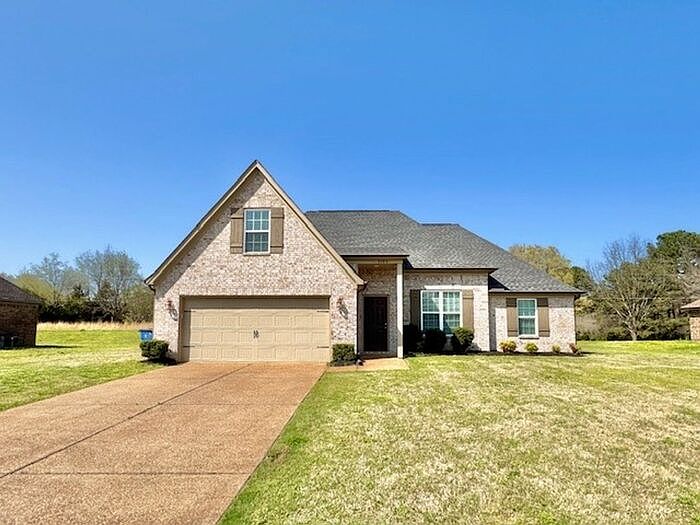 1st image of 8580 Courtly Cir N