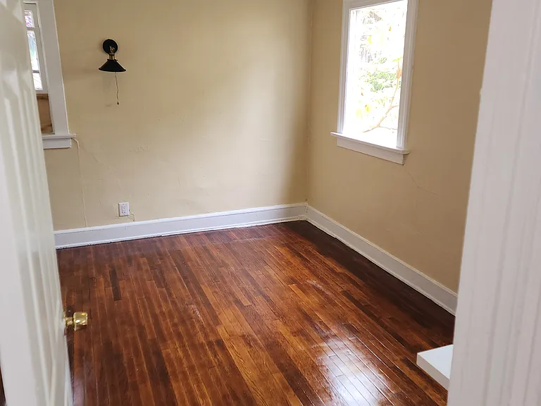 2001 Argyle Ave #1 — Photo 13