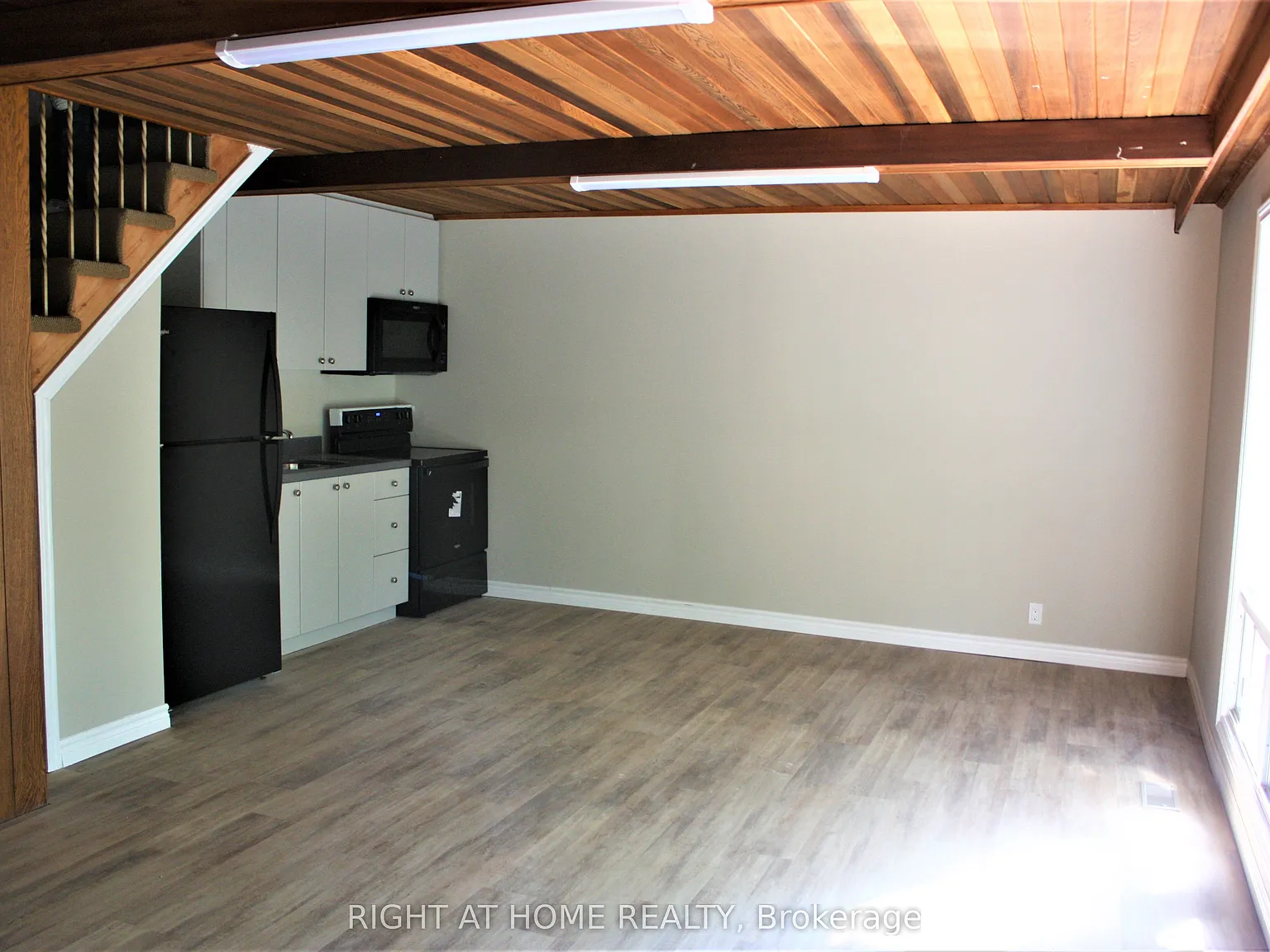 1 bed, $2,200 — Photo 2
