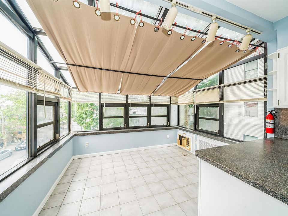 1st image of 2761 Kennedy Blvd #2