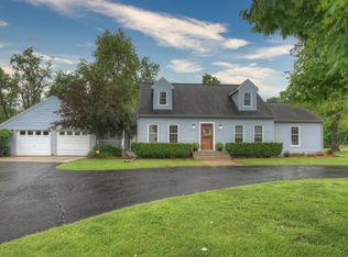 11671 Iris Rd, Neosho, MO 64850