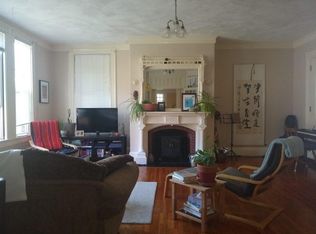 120 Olney St APT 1, Providence, RI 02906