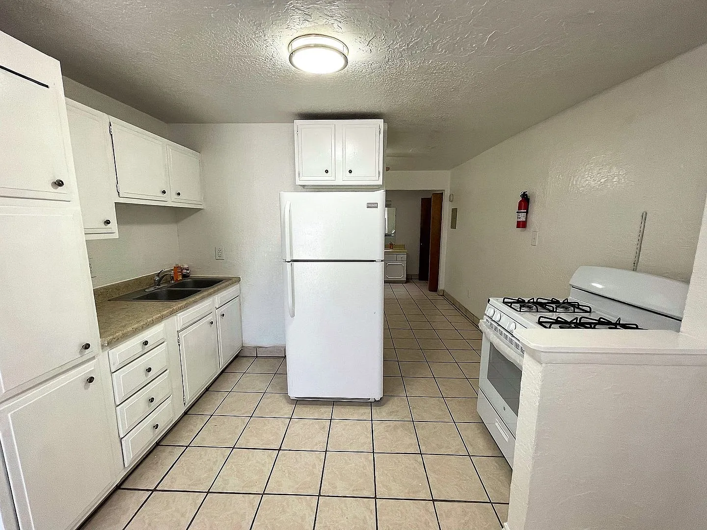 Parkview 825 — Photo 4