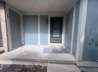 301 Wrexham Ln APT 104, Maumee, OH 43537